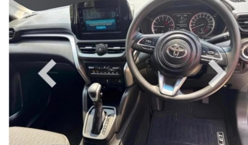 
								TOYOTA URBAN CRUISER 1.5 XR AT full									