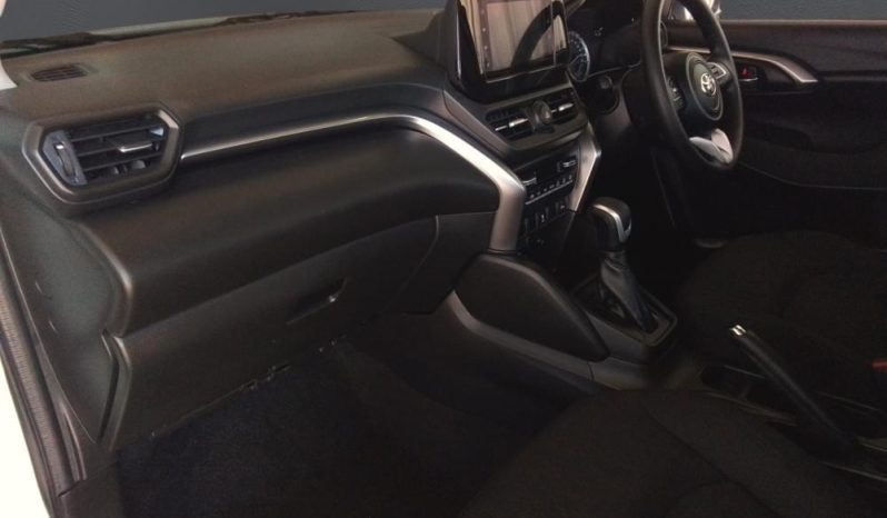 
								TOYOTA URBAN CRUISER 1.5 XR AT full									