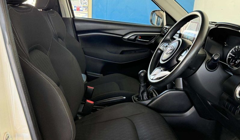
								Toyota Urban Cruiser 1.5 Xs full									