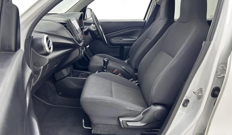 
								Toyota Vitz 1.0 Xr full									