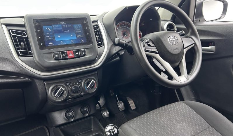 
								Toyota Vitz 1.0 Xr full									