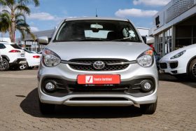 Toyota Vitz 1.0 XR Auto