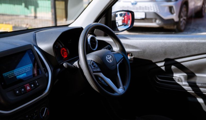 
								Toyota Vitz 1.0 XR Auto full									