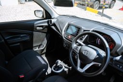 
										Toyota Vitz 1.0 XR Auto full									