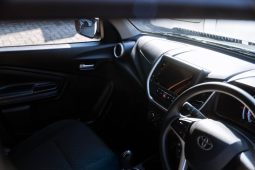 
										Toyota Vitz 1.0 XR Manual full									