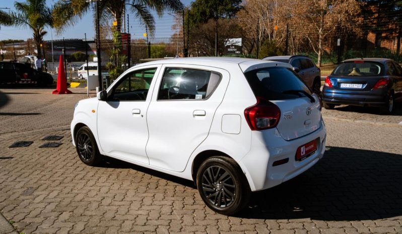 
								Toyota Vitz 1.0 XR Manual full									