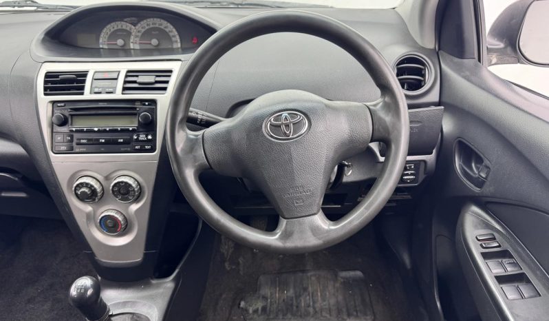 
								Toyota Yaris Sedan 1.3 T3+ Sedan full									