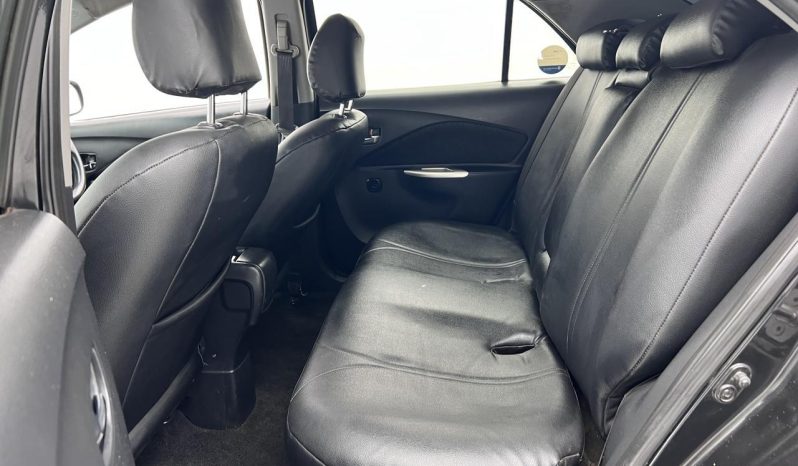 
								Toyota Yaris Sedan 1.3 T3+ Sedan At full									