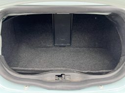 
										Volkswagen Beetle 2.0 Cabriolet full									