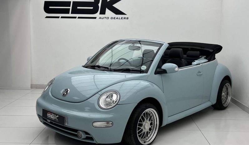 
								Volkswagen Beetle 2.0 Cabriolet full									