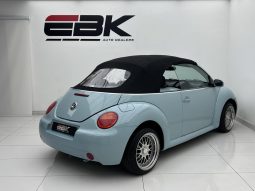 
										Volkswagen Beetle 2.0 Cabriolet full									