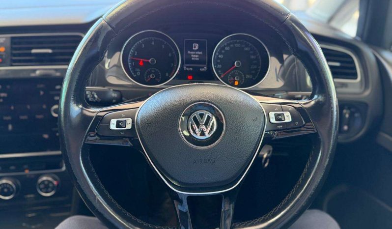 
								Volkswagen GOLF 4 / 5 / 6/ 7/ 8 GOLF VII 1.0 TSI TRENDLINE full									