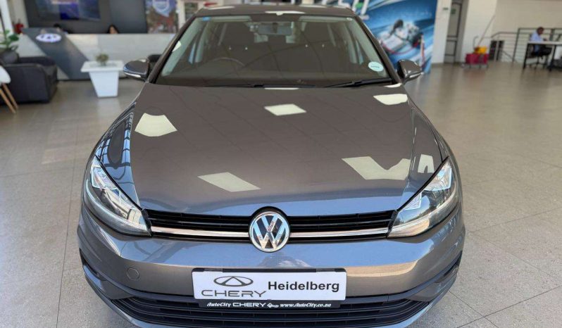 
								Volkswagen GOLF 4 / 5 / 6/ 7/ 8 GOLF VII 1.0 TSI TRENDLINE full									