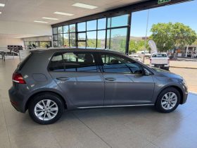 Volkswagen GOLF 4 / 5 / 6/ 7/ 8 GOLF VII 1.0 TSI TRENDLINE