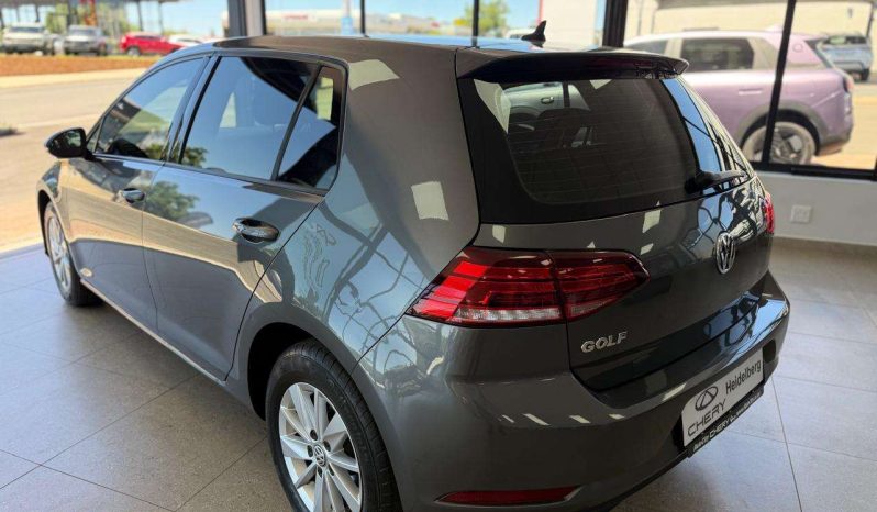 
								Volkswagen GOLF 4 / 5 / 6/ 7/ 8 GOLF VII 1.0 TSI TRENDLINE full									