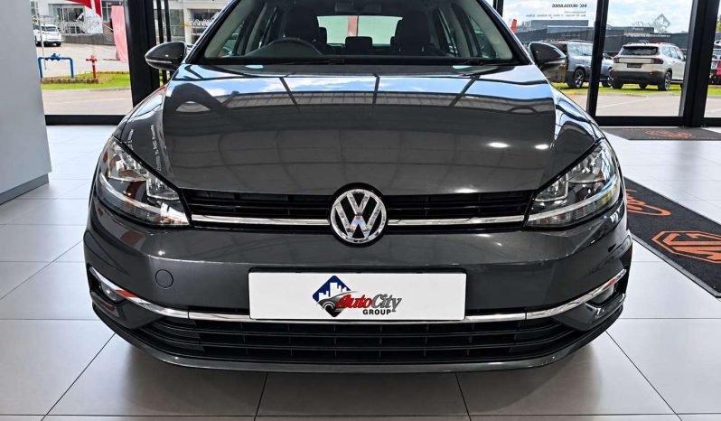 
								Volkswagen GOLF 4 / 5 / 6/ 7/ 8 GOLF VII 1.4 TSI COMFORTLINE DSG full									