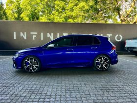 Volkswagen Golf 8 2.0 Gti R