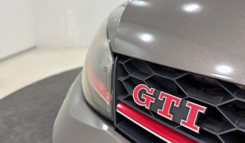 
								Volkswagen Golf VII 2.0 Tsi Gti Dsg full									
