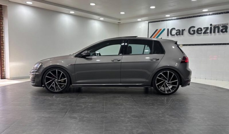 
								Volkswagen Golf VII 2.0 Tsi Gti Dsg full									