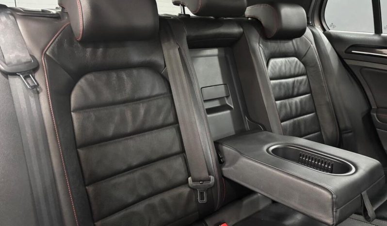 
								Volkswagen Golf VII 2.0 Tsi Gti Dsg full									