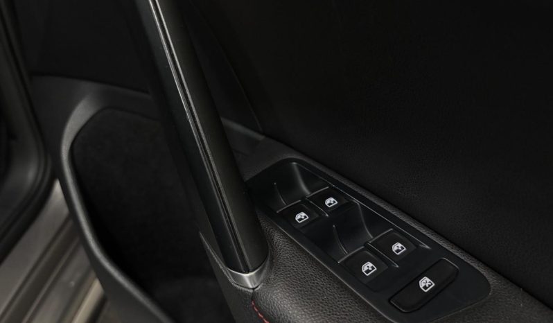 
								Volkswagen Golf VII 2.0 Tsi Gti Dsg full									