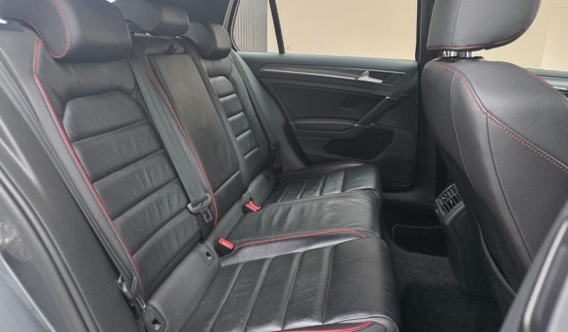 
								Volkswagen Golf VII 2.0 Tsi Gti Dsg full									
