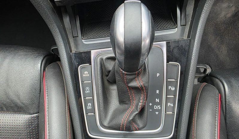 
								Volkswagen Golf VII 2.0 Tsi Gti Dsg full									