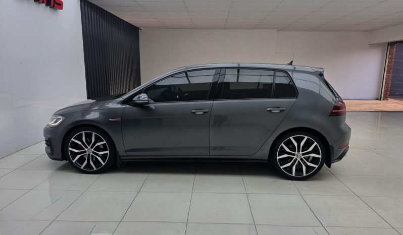 
								Volkswagen Golf VII 2.0 Tsi Gti Dsg full									