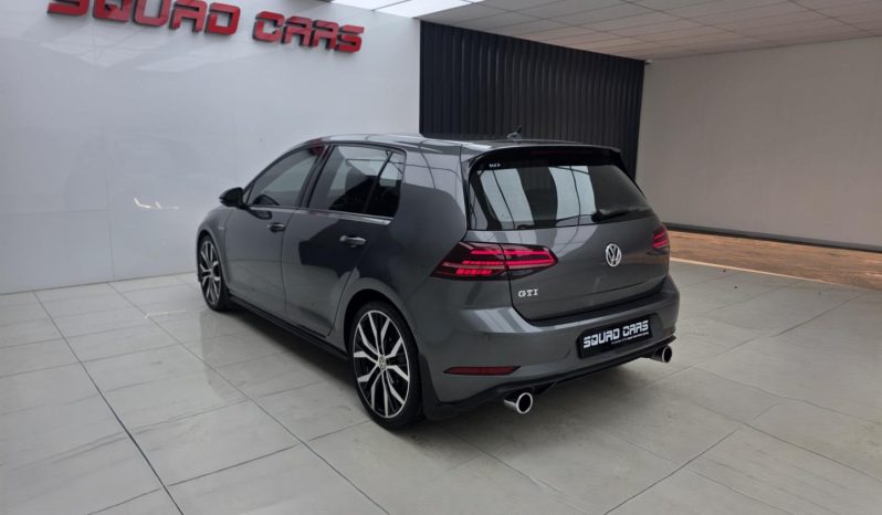 
								Volkswagen Golf VII 2.0 Tsi Gti Dsg full									