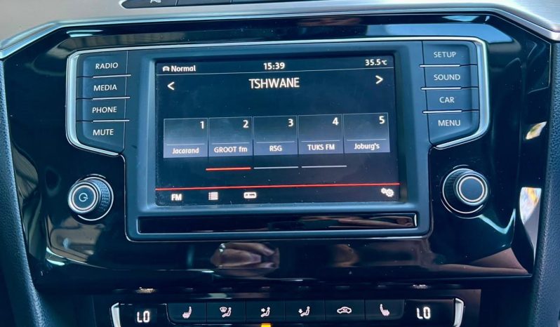 
								Volkswagen Passat 2.0 Tsi R-Line Dsg full									