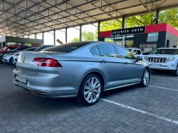 
										Volkswagen Passat 2.0 Tsi R-Line Dsg full									