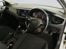 
										Volkswagen Polo 1.0 Comfortline Dsg full									