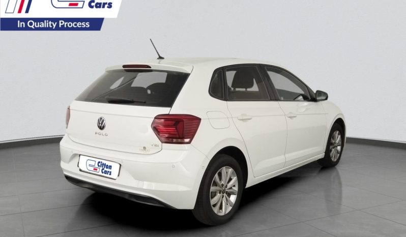 
								Volkswagen Polo 1.0 Comfortline Dsg full									