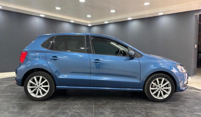 
								Volkswagen Polo 1.2 Tsi Highline Dsg full									