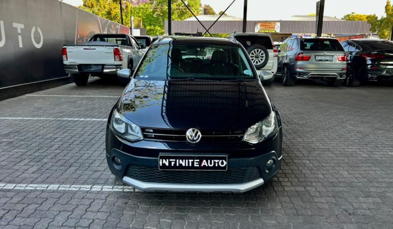 
								Volkswagen Polo Crosspolo 1.2 Tsi full									