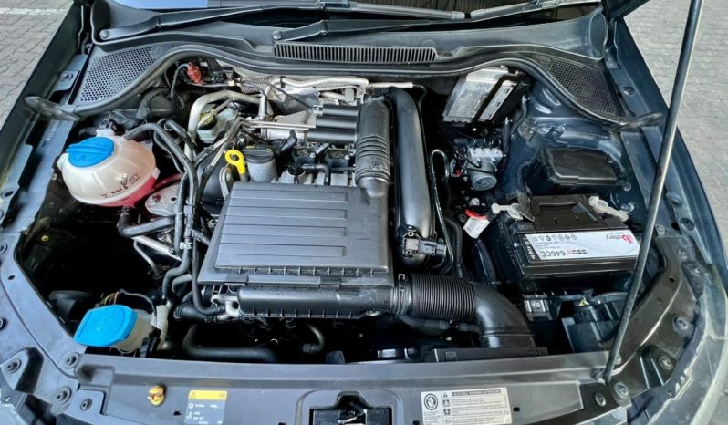 
								Volkswagen Polo Crosspolo 1.2 Tsi full									