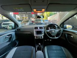 
										Volkswagen Polo Crosspolo 1.2 Tsi full									