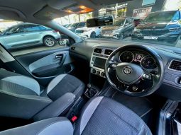 
										Volkswagen Polo Crosspolo 1.2 Tsi full									