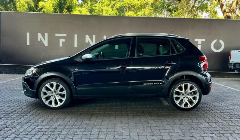 
								Volkswagen Polo Crosspolo 1.2 Tsi full									