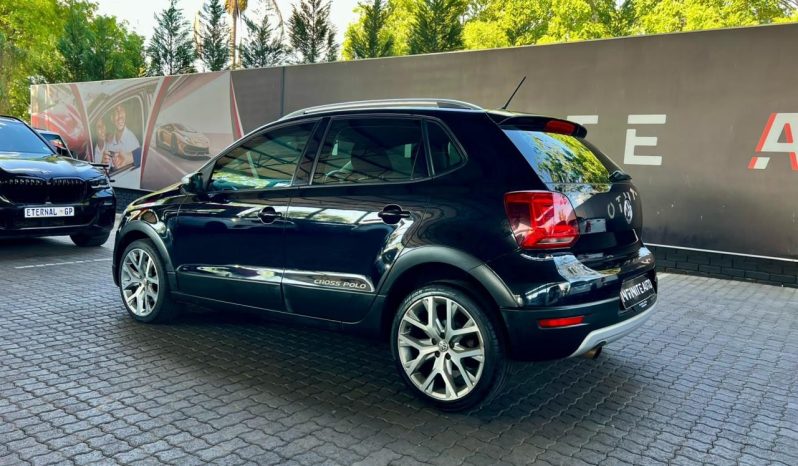 
								Volkswagen Polo Crosspolo 1.2 Tsi full									