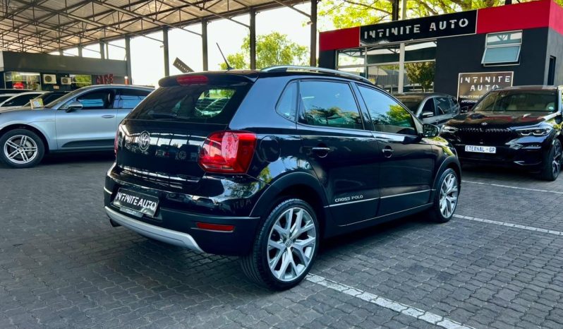 
								Volkswagen Polo Crosspolo 1.2 Tsi full									