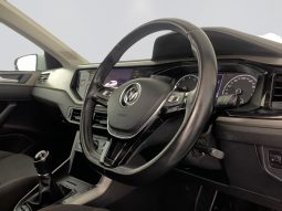 
										Volkswagen Polo Hatch 1.0 Tsi Comfortline full									