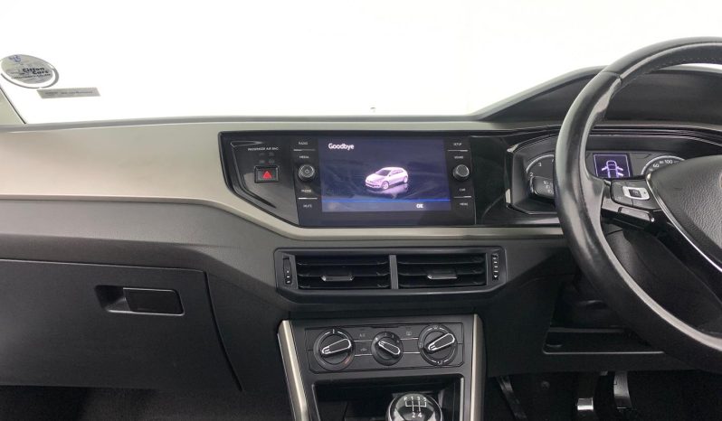 
								Volkswagen Polo Hatch 1.0 Tsi Comfortline full									