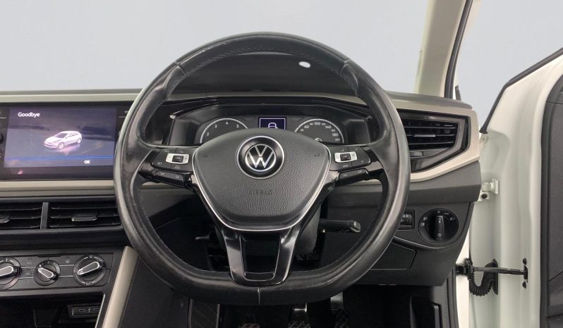 
								Volkswagen Polo Hatch 1.0 Tsi Comfortline full									