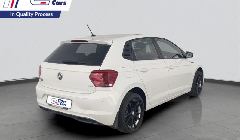 
								Volkswagen Polo Hatch 1.0 Tsi Comfortline full									