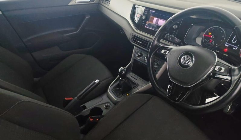 
								Volkswagen Polo Hatch 1.0 Tsi Comfortline full									