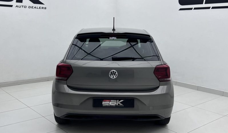 
								Volkswagen Polo Hatch 1.0 Tsi Comfortline full									
