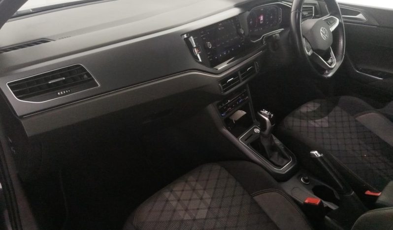 
								Volkswagen Polo Hatch 1.0 Tsi R-Line Dsg full									