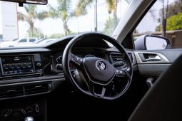 
										Volkswagen Polo Hatch 1.0TSI Comfortline Auto full									