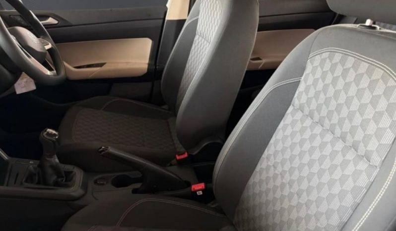 
								VOLKSWAGEN POLO SEDAN 1.6 BASE full									